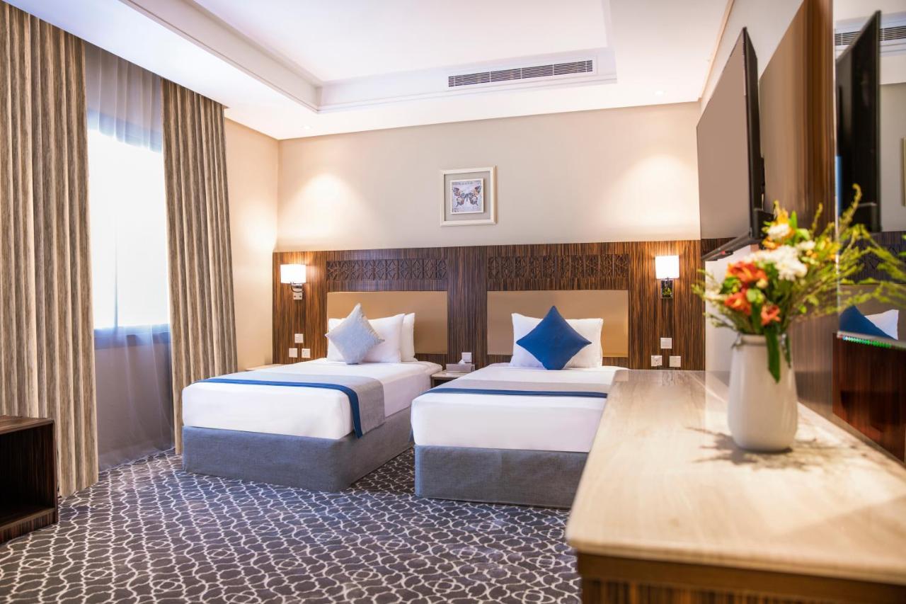 Swiss Blue Hotel Hera Jeddah Bagian luar foto