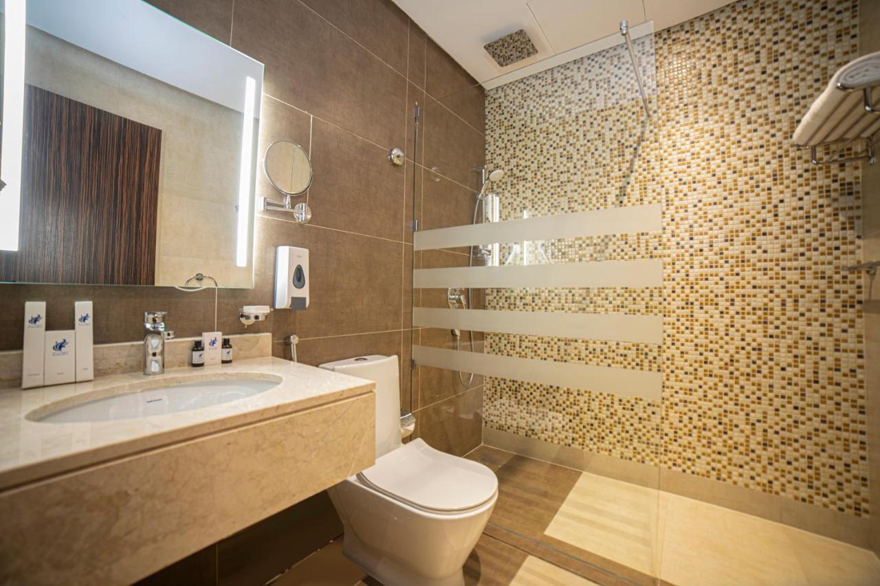 Swiss Blue Hotel Hera Jeddah Bagian luar foto