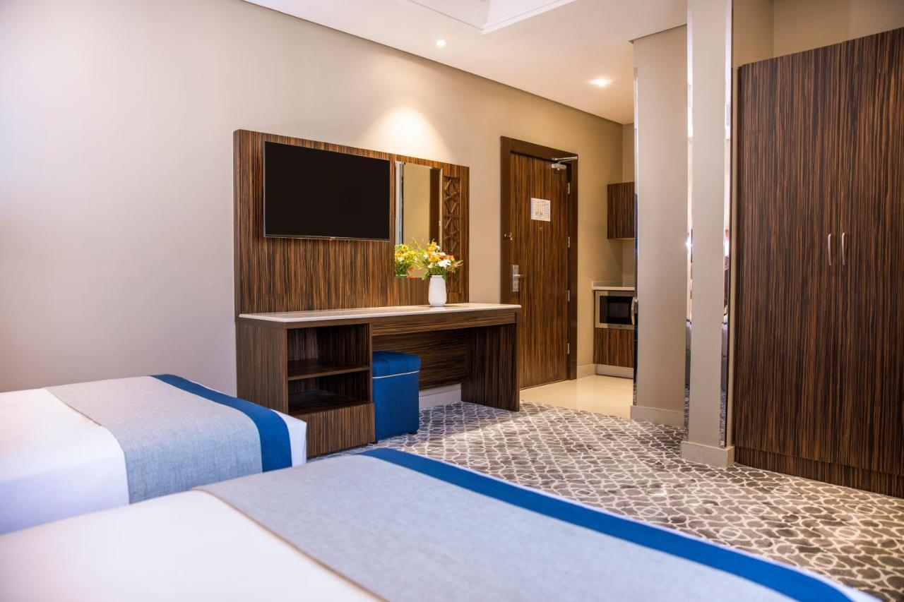 Swiss Blue Hotel Hera Jeddah Bagian luar foto